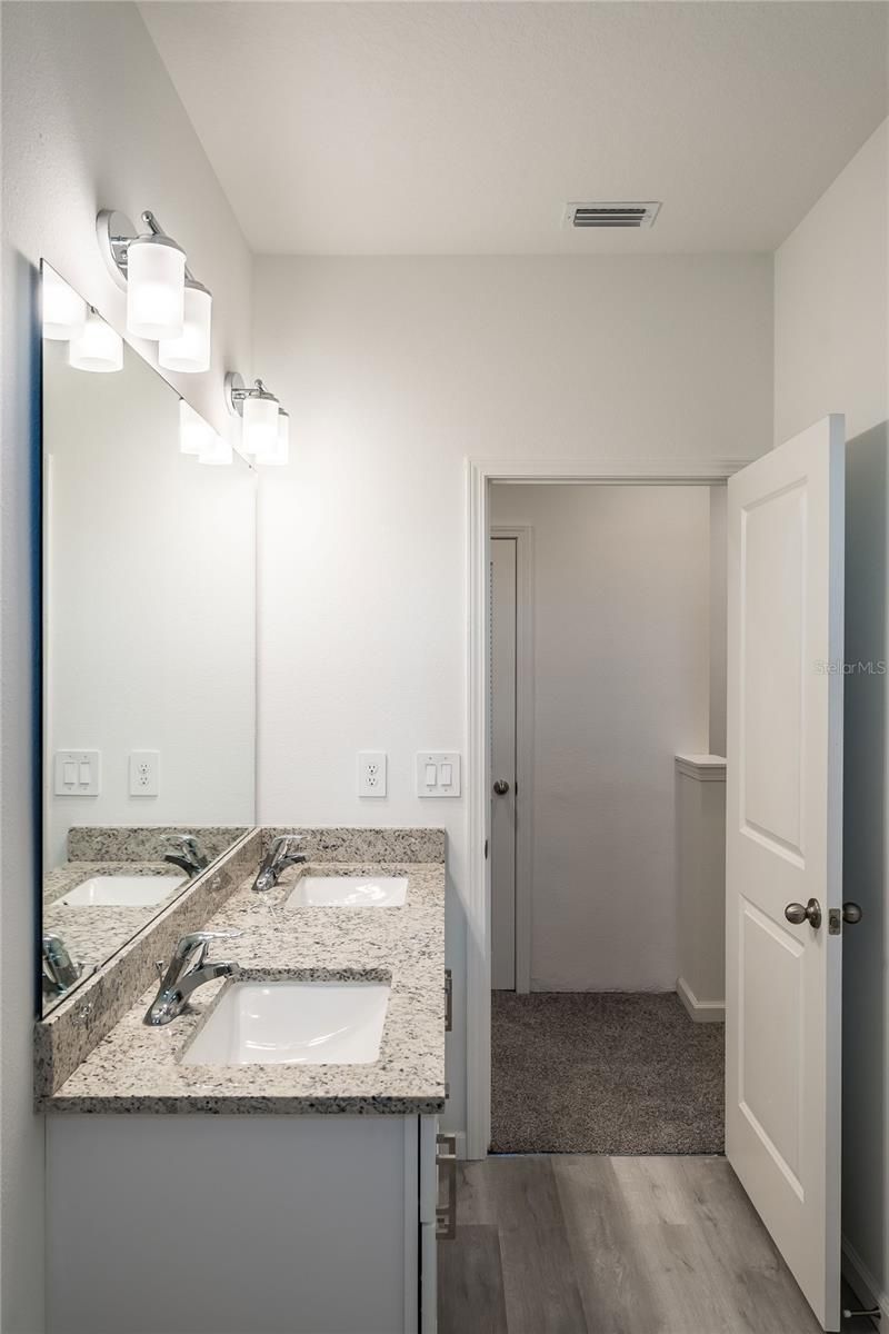 5383 Vista Lago Drive, Orlando, FL 32811 Photo