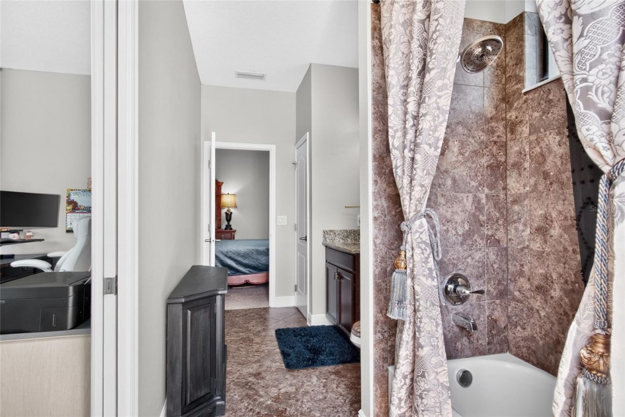 2823 Colewood Lane, Dover, FL 33527 Photo