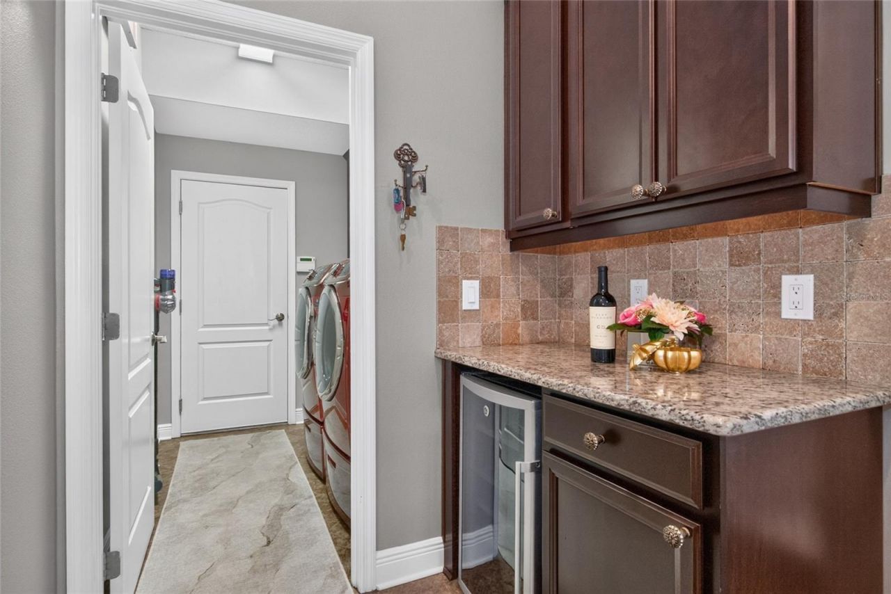 2823 Colewood Lane, Dover, FL 33527 Photo