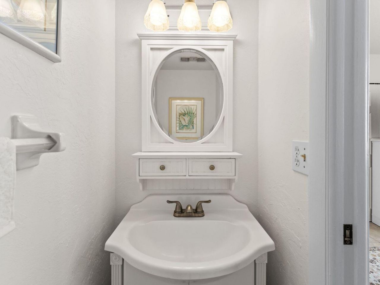 88500 Overseas Highway, Unit 208, Tavernier, FL 33070 Photo