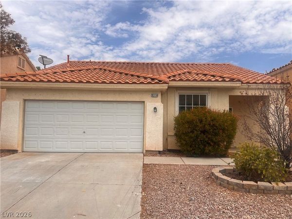 9316 Mountain Range Avenue , Las Vegas, NV 89129
