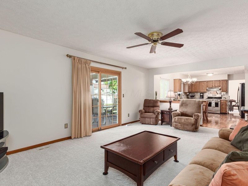 2161 Ransom Oaks Drive, Columbus, OH 43228 Photo 18