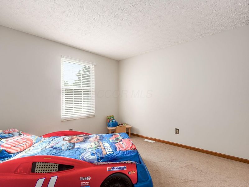 2161 Ransom Oaks Drive, Columbus, OH 43228 Photo 33