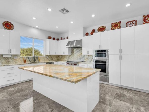 1040 PEPPERMILL Court, Concord, CA 94518