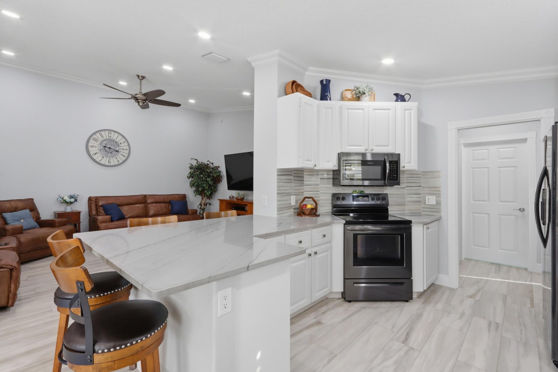 8450 Saint Johns Court, Wellington, FL 33414 Photo