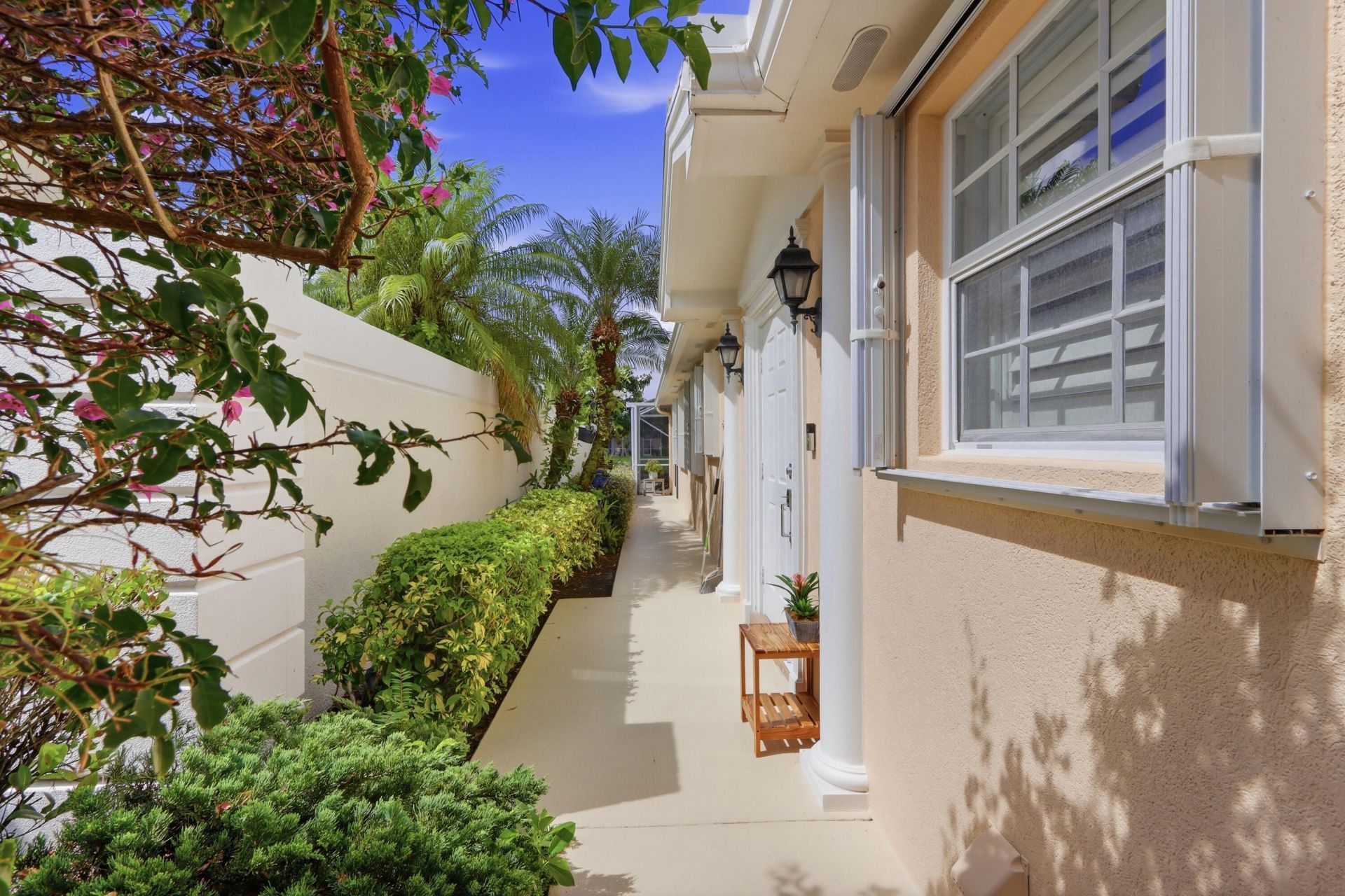 8450 Saint Johns Court, Wellington, FL 33414 Photo