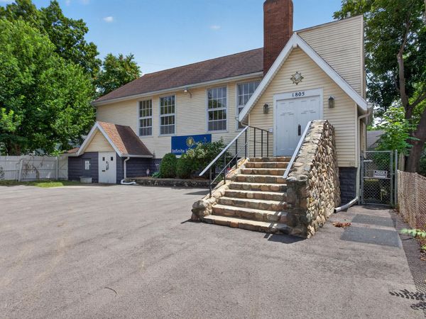 1805 E Ganson Street, Jackson, MI 49202