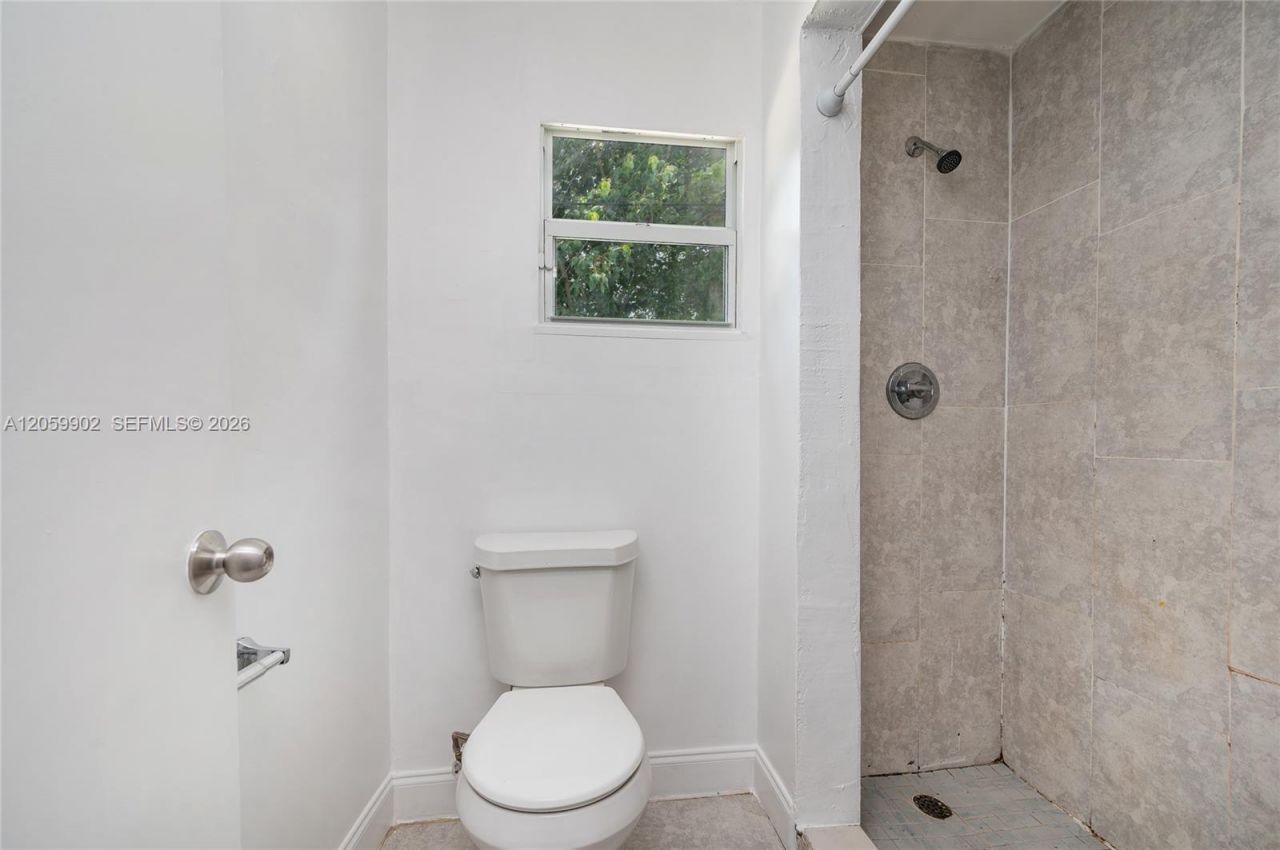 9050 NW 31st Ave, Unit 3, Miami, FL 33147 Photo