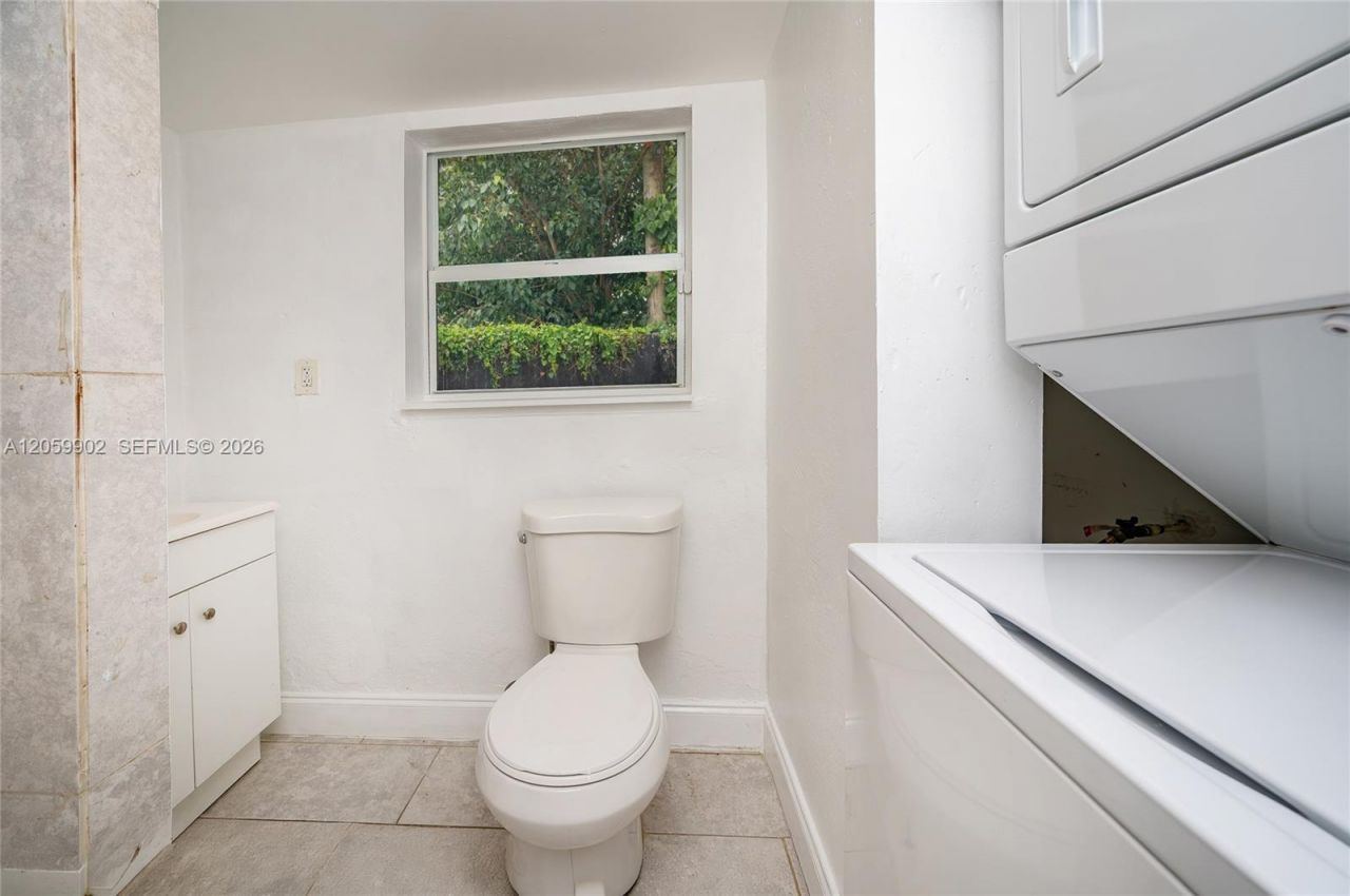 9050 NW 31st Ave, Unit 3, Miami, FL 33147 Photo