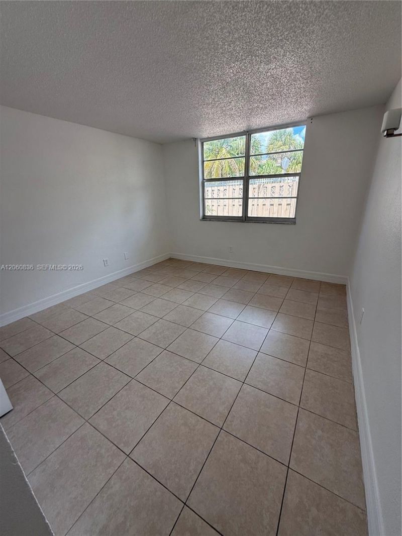 4174 NW 79th Ave , Unit 1C, Doral, FL 33166 Photo