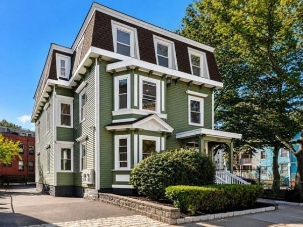 348 Centre Street, Unit 2nd Fl., Boston, MA 02130