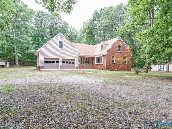 3445 Goodwyn Road , Powhatan, VA 23139