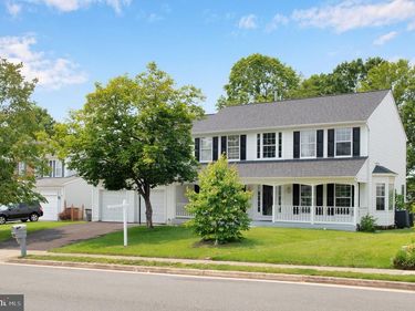 15704 BEAU RIDGE DRIVE , WOODBRIDGE, VA 22193