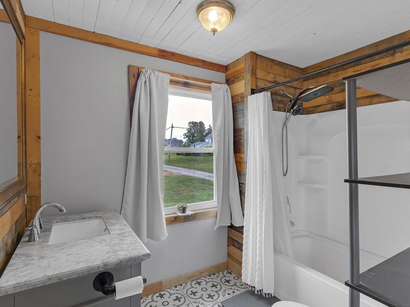 22 W 3rd Street, Frazeysburg, OH 43822 Photo 18