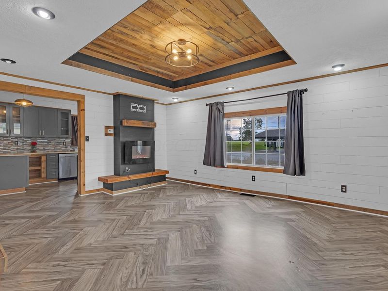 22 W 3rd Street, Frazeysburg, OH 43822 Photo 5