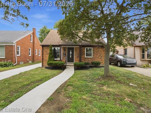 6953 N Vernon Street, Dearborn Heights, Mi 48127