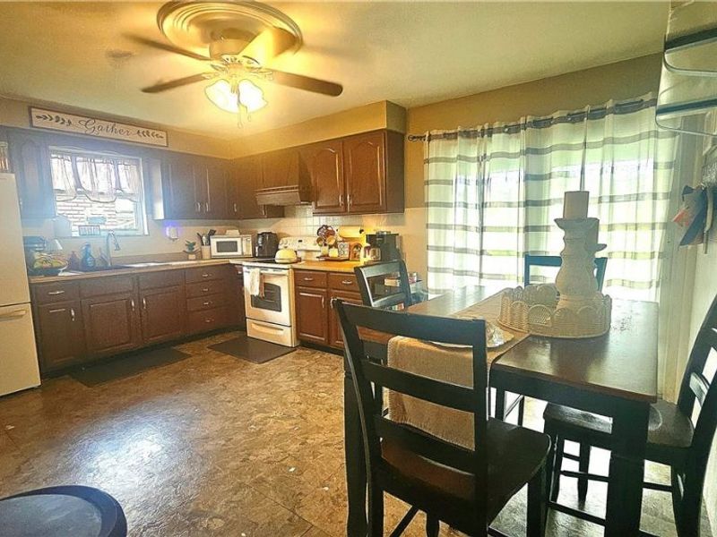 2654 Lafayette Boulevard, Steubenville, OH 43953 Photo 23