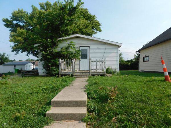 1002 Tuttle , Crawfordsville, IN 47933