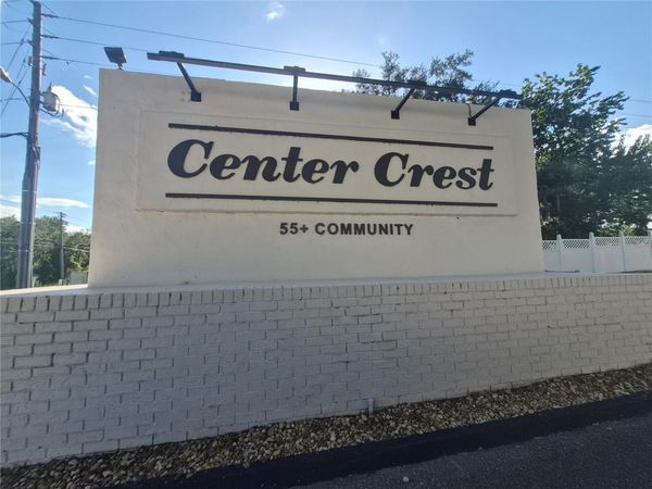 650 CENTER CREST BOULEVARD , DAVENPORT, FL 33837