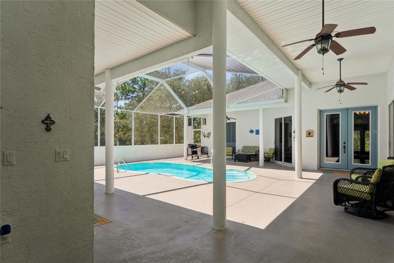 12408 Kanawha Drive, Weeki Wachee, FL 34614 Photo