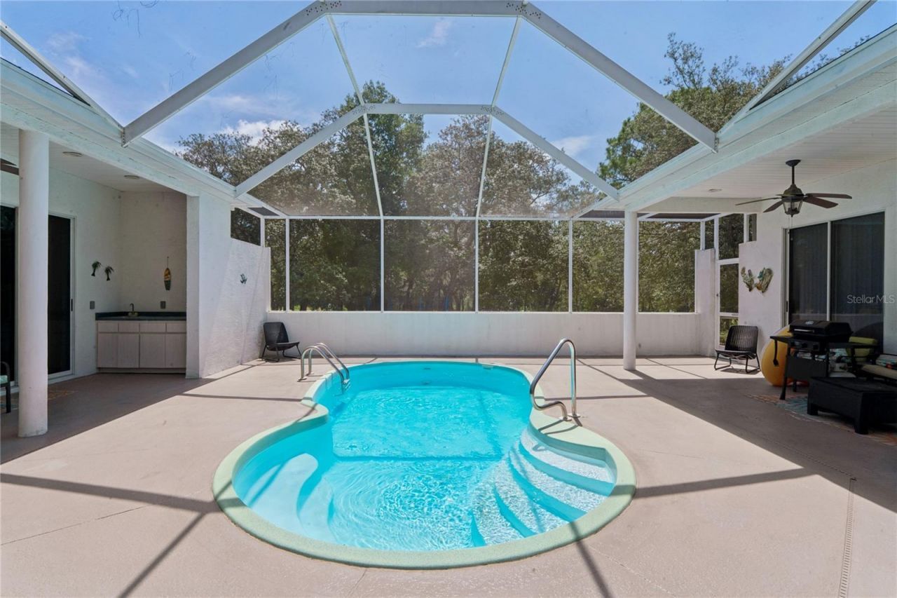 12408 Kanawha Drive, Weeki Wachee, FL 34614 Photo