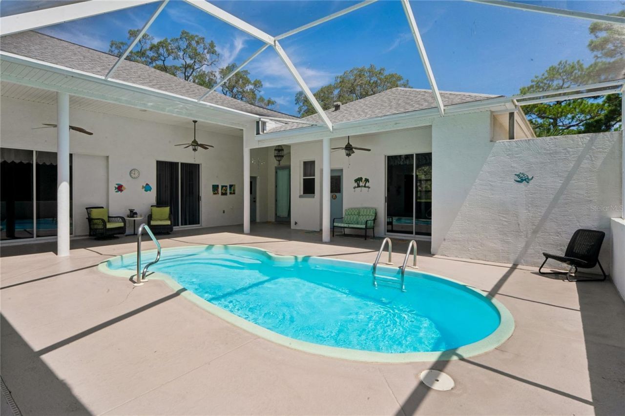 12408 Kanawha Drive, Weeki Wachee, FL 34614 Photo
