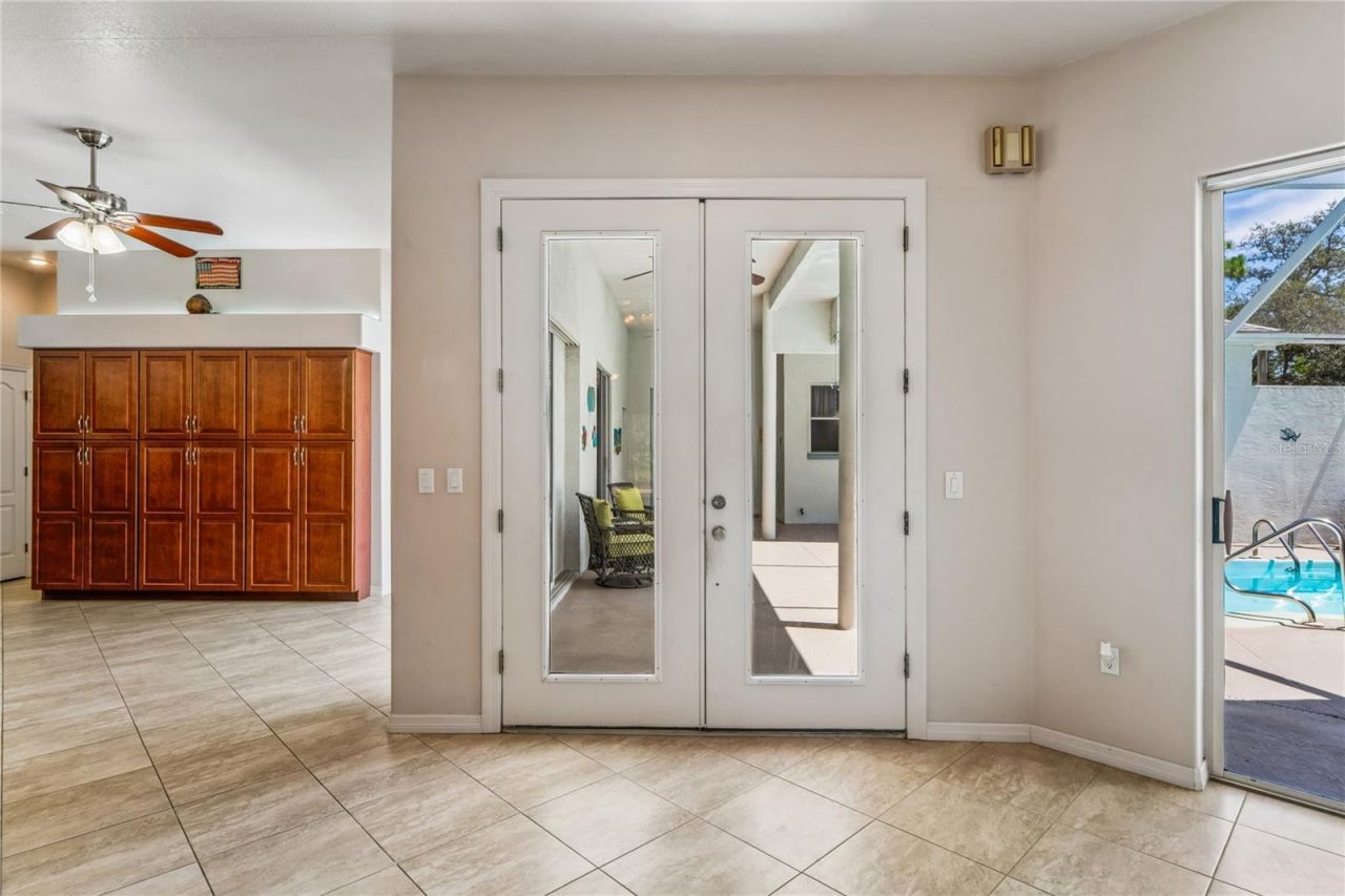 12408 Kanawha Drive, Weeki Wachee, FL 34614 Photo