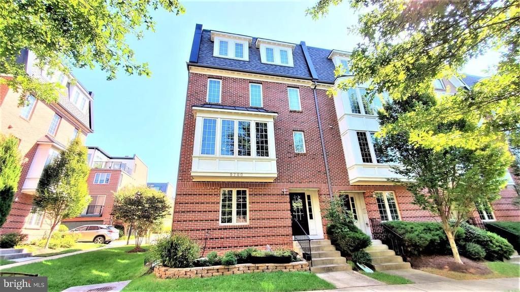 9700 Cedar Farm Circle, Fairfax, VA 22031 Main Photo