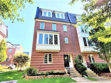 9700 CEDAR FARM CIRCLE, FAIRFAX, VA 22031