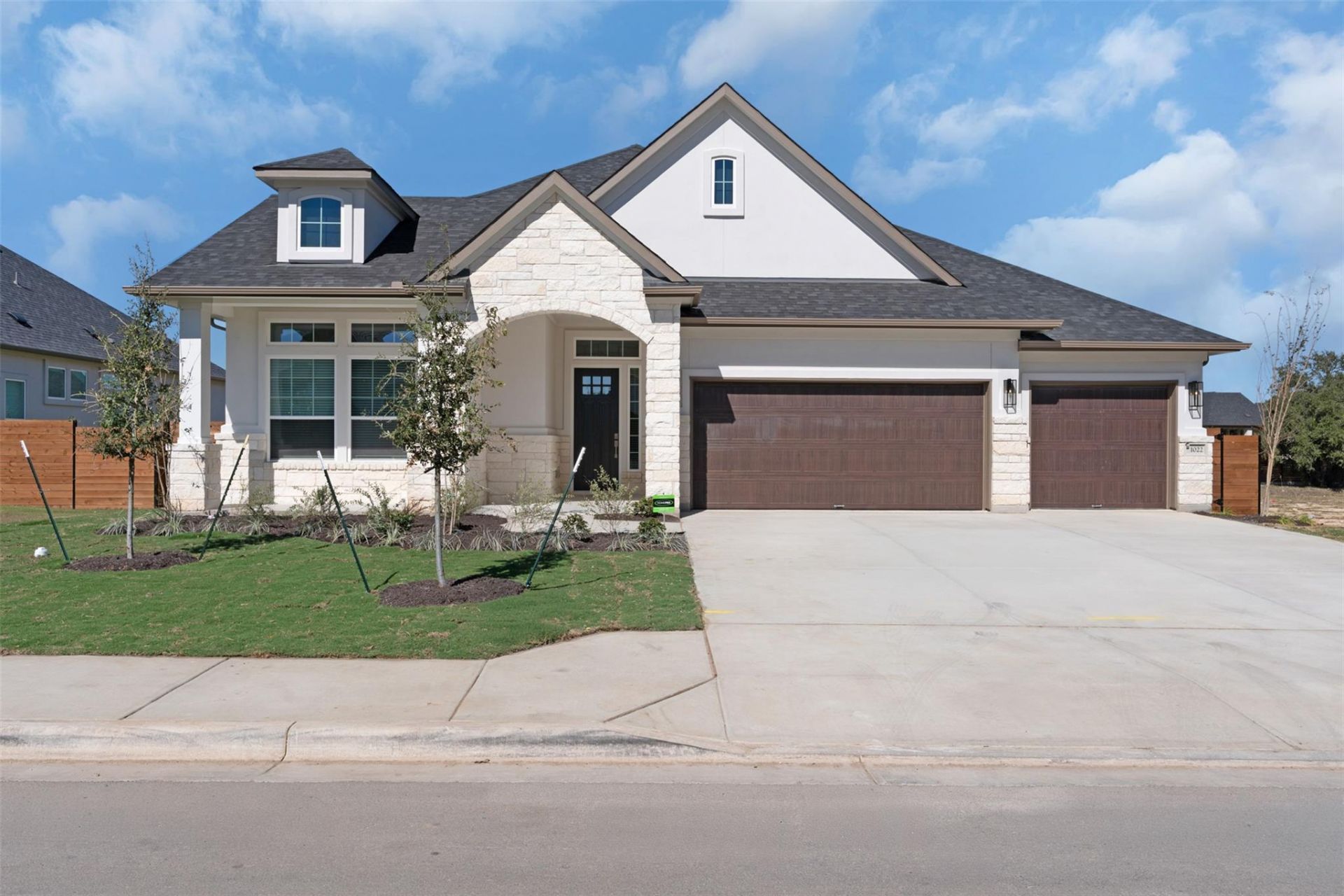 1022 Painted Horse Dr, Georgetown, TX 78633 Main Photo