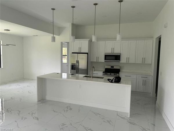 1752 Pine AVE, LEHIGH ACRES, FL 33972