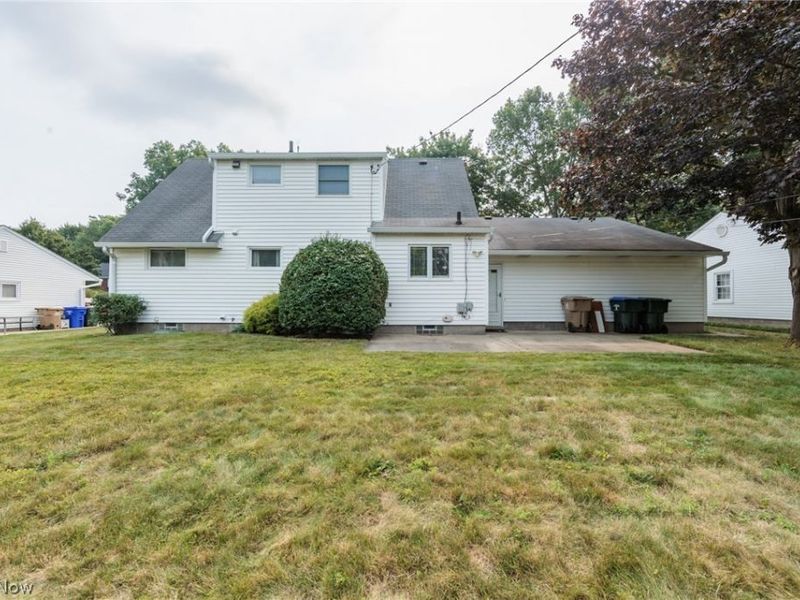 2568 16th Street, Cuyahoga Falls, OH 44223 Photo 3