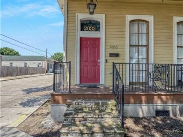 2033 JACKSON Avenue , New Orleans, LA 70113