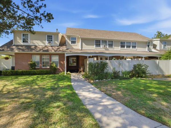 266 W MEADOW LN , Centerville, UT 84014