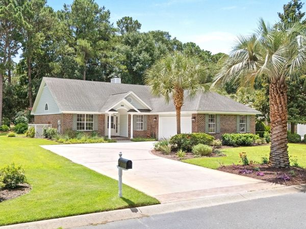 168 Mackinley Circle, Pawleys Island, SC 29585