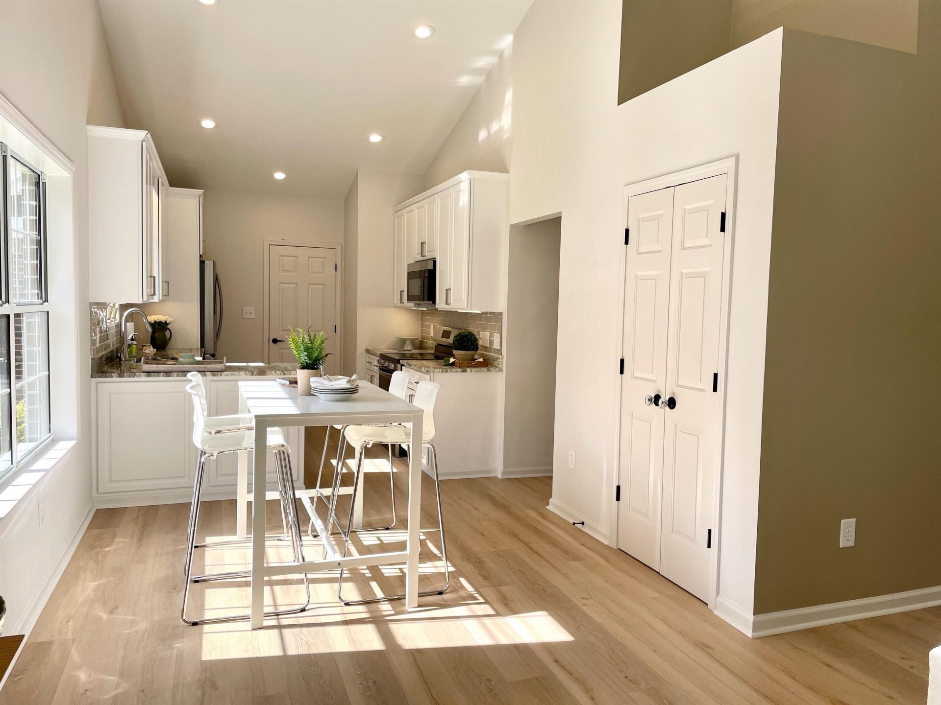 168 Mackinley Circle Photo 18