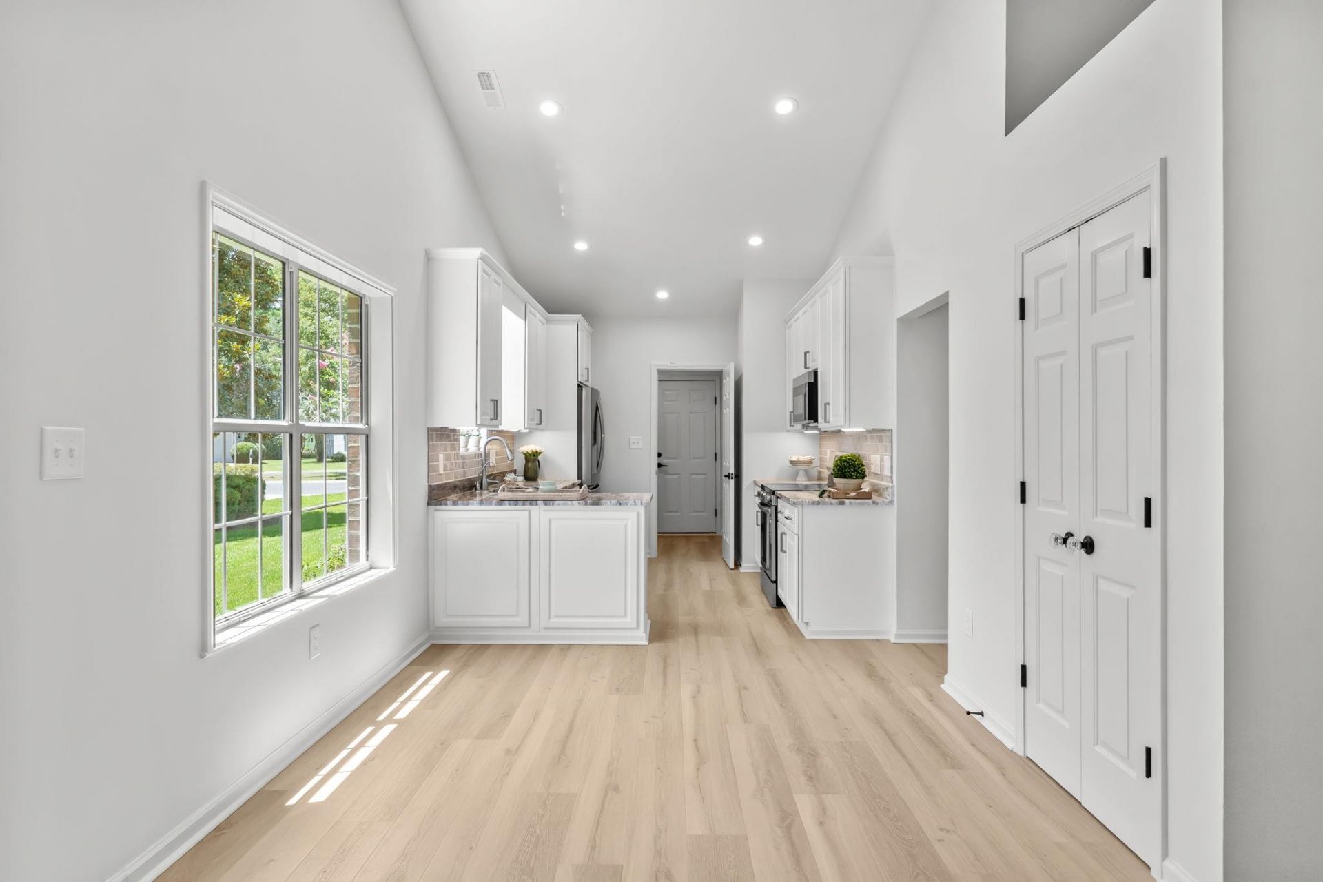 168 Mackinley Circle Photo 19