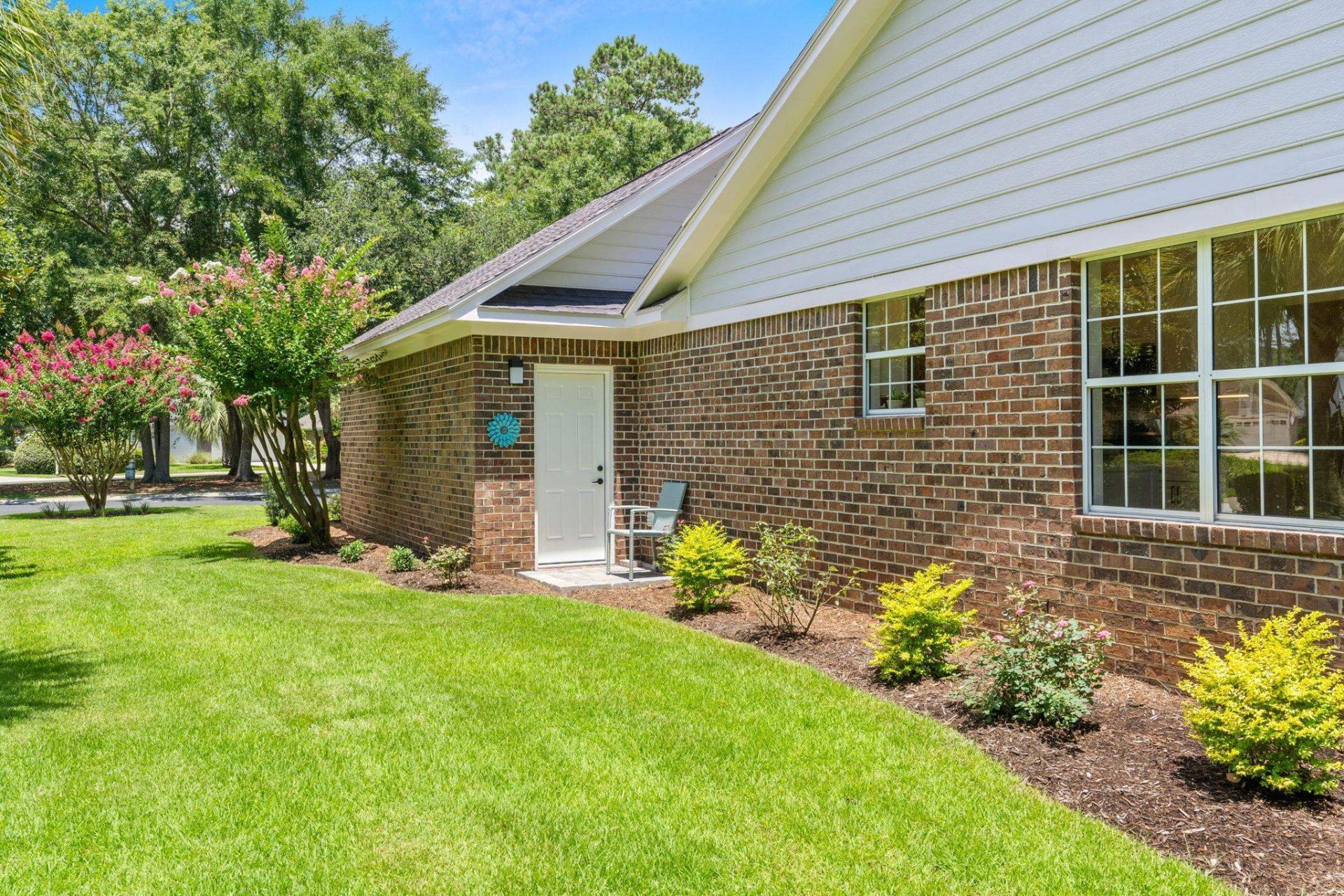168 Mackinley Circle Photo 4