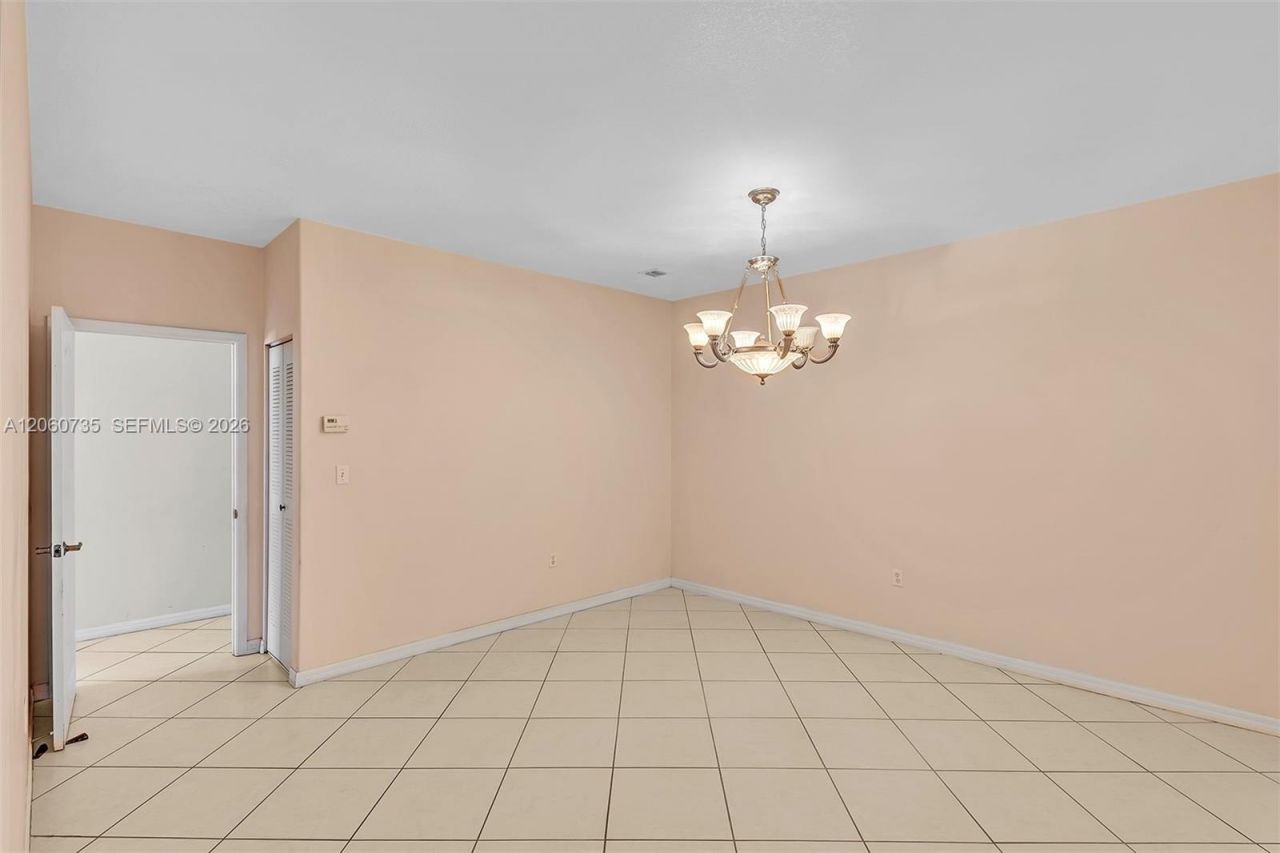 279 NW 119th Ave. , Miami, FL 33182 Photo
