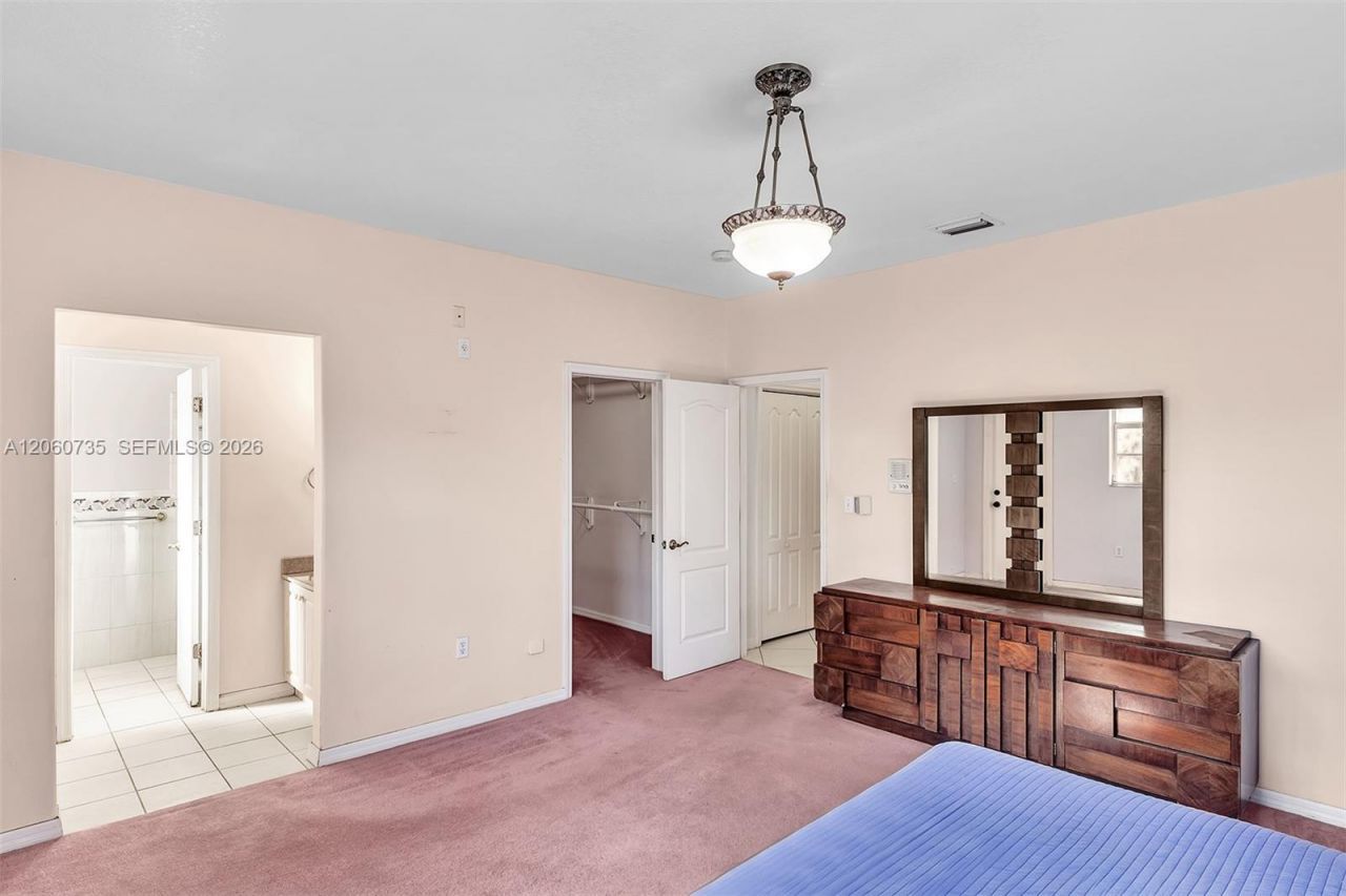 279 NW 119th Ave. , Miami, FL 33182 Photo