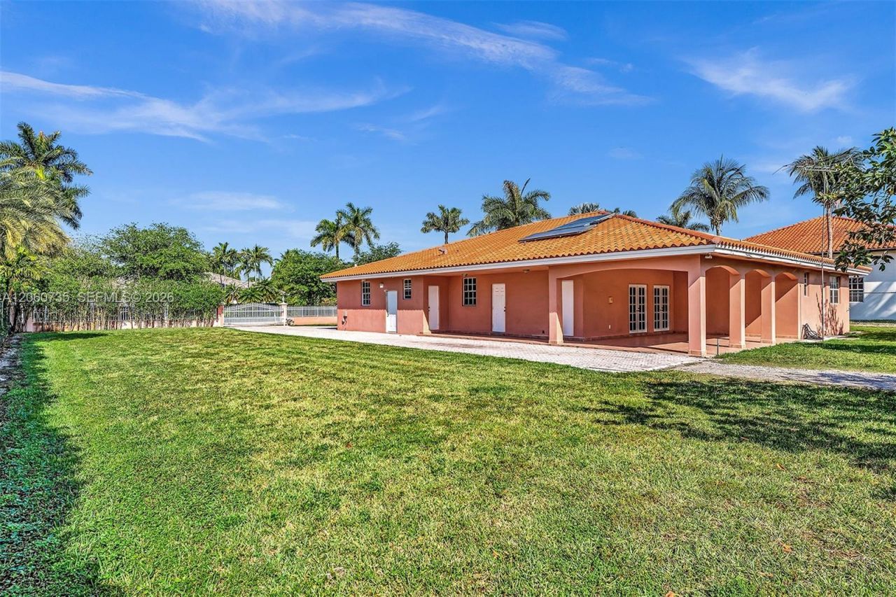 279 NW 119th Ave. , Miami, FL 33182 Photo