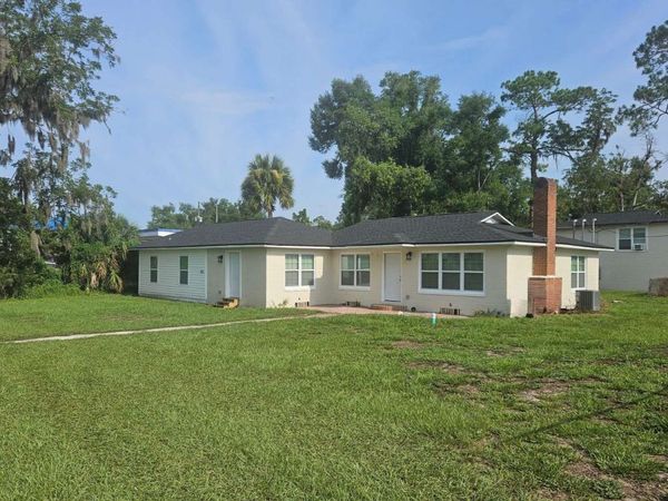 227 E MAIN STREET, Mayo, FL 32066