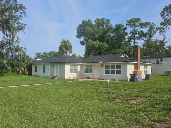 227 E MAIN STREET, Mayo, FL 32066