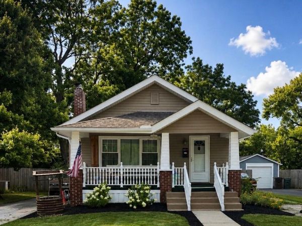 2483 Valleyview Drive, Columbus, OH 43204