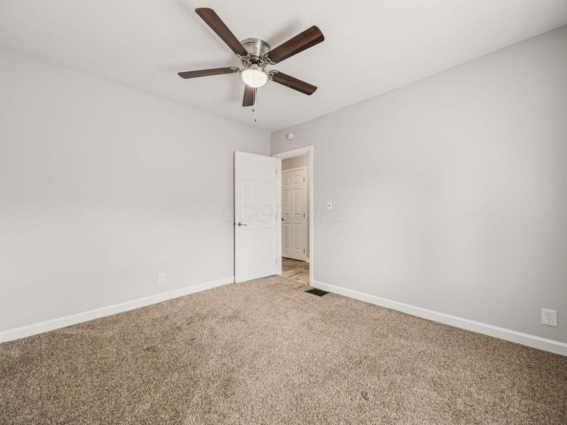 2483 Valleyview Drive, Columbus, OH 43204 Photo 36