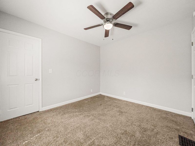 2483 Valleyview Drive, Columbus, OH 43204 Photo 37