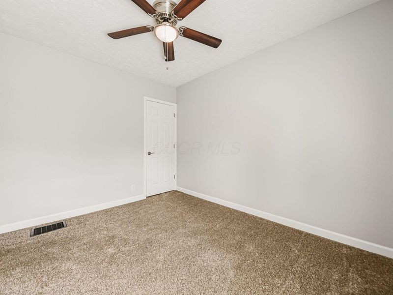 2483 Valleyview Drive, Columbus, OH 43204 Photo 41