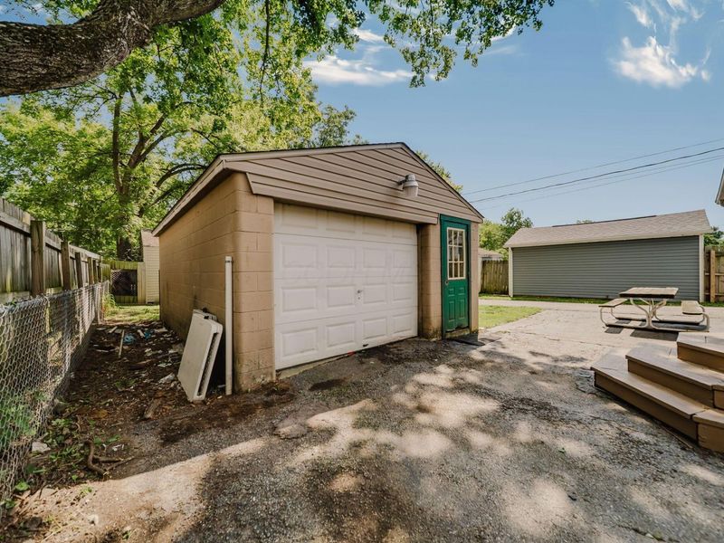2483 Valleyview Drive, Columbus, OH 43204 Photo 69