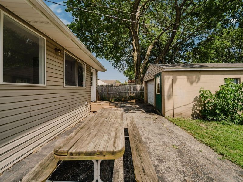 2483 Valleyview Drive, Columbus, OH 43204 Photo 72