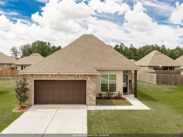 8923 Perry Park Dr, Denham Springs, LA 70726